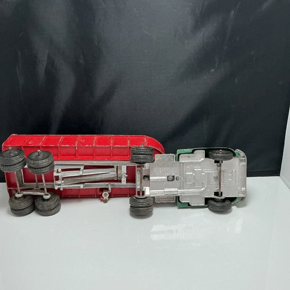 Hubley‎  Semi Dump Trailer Geen/Red Vintage Toy Truck 16 Inches Long